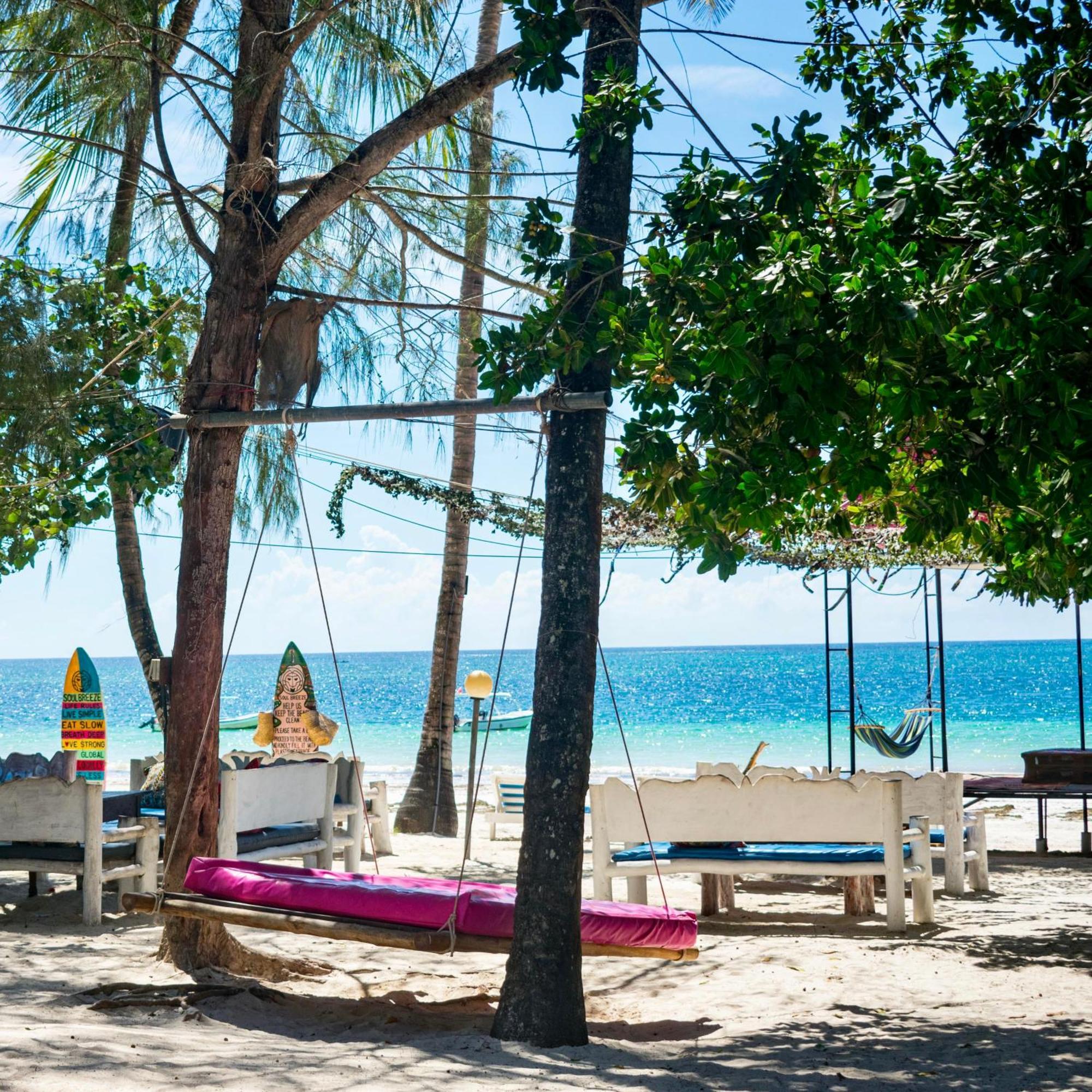 Ostello Soul Breeze Backpackers Diani Diani Beach Esterno foto