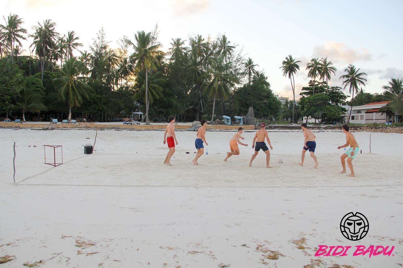 Ostello Soul Breeze Backpackers Diani Diani Beach Esterno foto
